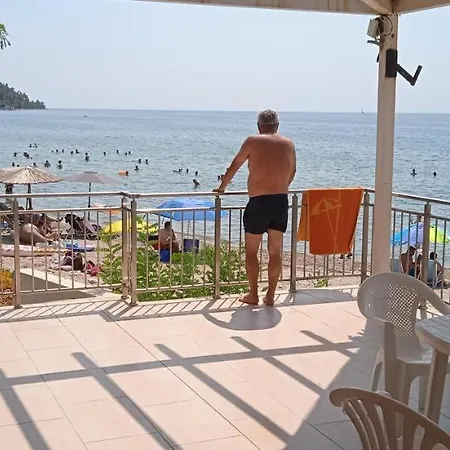 Lemonis House 3*