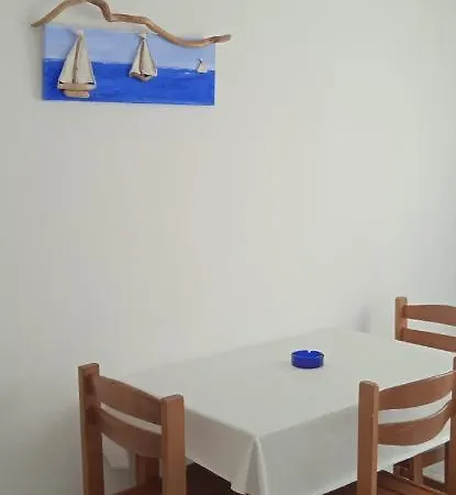 Lemonis House Aparthotel *