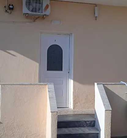 Aparthotel Lemonis House *