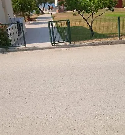Lemonis House Aparthotel