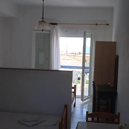 Lemonis House Aparthotel