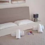 Lemonis House