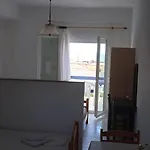 Lemonis House Aparthotel